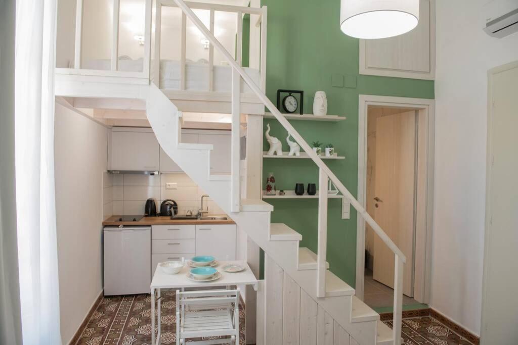 The Little Big Apartment In The Heart Of Heraklion Exterior photo