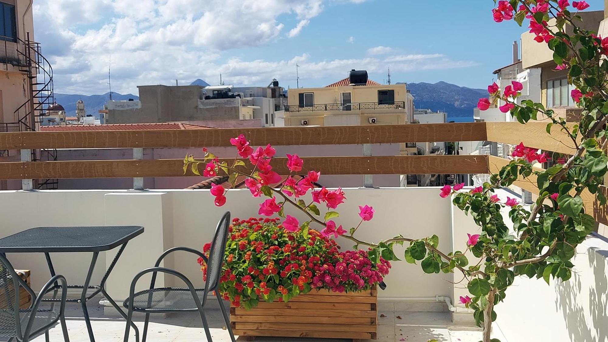 The Little Big Apartment In The Heart Of Heraklion Exterior photo